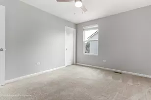 2003 Seaview Dr, Aurora, IL 60503 - Photo 11