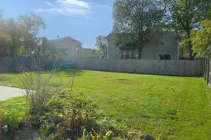 1318 Antigo Trail, Carol Stream, IL 60188 - Photo 5