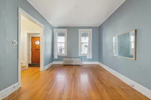 2721 W Prindiville St, Chicago, IL 60647 - Photo 3