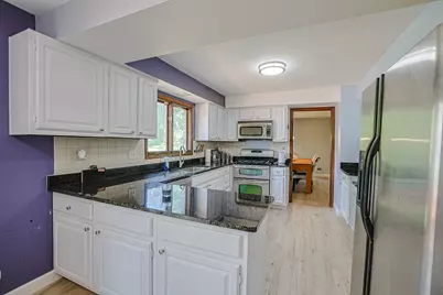 1532 Petersham Lane, Schaumburg, IL 60173 - Photo 9