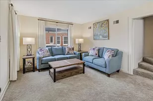 7531 W Cleveland St, Niles, IL 60714 - Photo 11