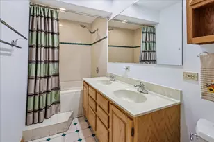 7531 W Cleveland St, Niles, IL 60714 - Photo 15