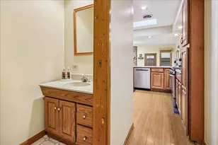 7531 W Cleveland St, Niles, IL 60714 - Photo 13