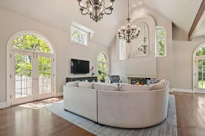 285 W Westminster Avenue, Lake Forest, IL 60045 - Photo 9