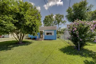 525 E Hickory St, Watseka, IL 60970 - Photo 1