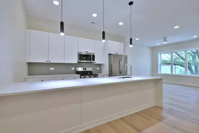 7518 Madison Street #E, Forest Park, IL 60130 - Photo 3