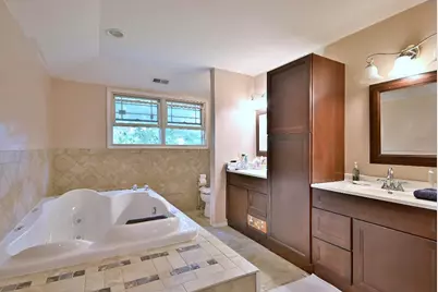 446 S Stratford Avenue, Elmhurst, IL 60126 - Photo 17