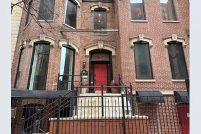 16 W Ontario Street #2, Chicago, IL 60654 - Photo 1