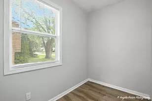 4420 Clearview Dr, McHenry, IL 60050 - Photo 7