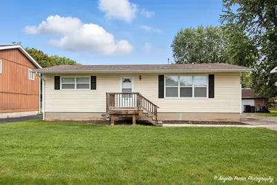 4420 Clearview Drive, McHenry, IL 60050 - Photo 1