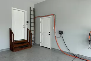 9014 Gloucester Rd, Woodridge, IL 60517 - Photo 29