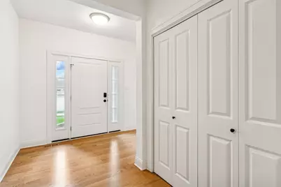 9014 Gloucester Road, Woodridge, IL 60517 - Photo 3