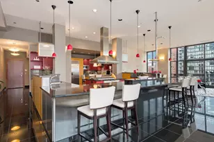 333 W Hubbard St, Chicago, IL 60654 - Photo 9