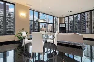 333 W Hubbard St, Chicago, IL 60654 - Photo 3