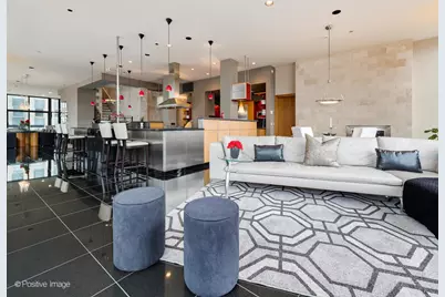 333 W Hubbard Street #1006, Chicago, IL 60654 - Photo 7