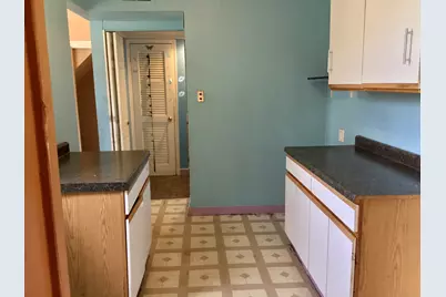 206 E Camp McDonald Road, Prospect Heights, IL 60070 - Photo 9