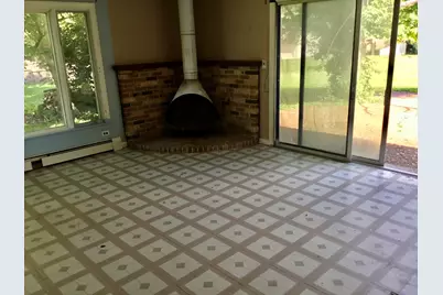 206 E Camp McDonald Road, Prospect Heights, IL 60070 - Photo 15