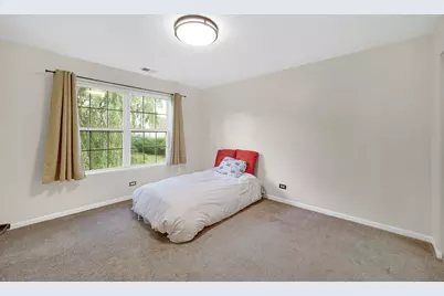 2623 Cobblestone Drive, Crystal Lake, IL 60012 - Photo 25