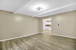 208 E 1790 North Rd, Gilman, IL 60938 - Photo 13