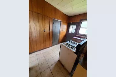 120 E Kensington Avenue, Chicago, IL 60628 - Photo 7