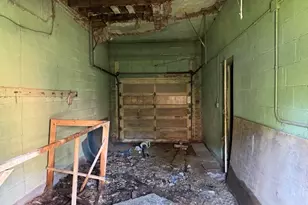 2650 E 77th St, Chicago, IL 60649 - Photo 5