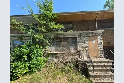 2650 E 77th Street, Chicago, IL 60649 - Photo 1