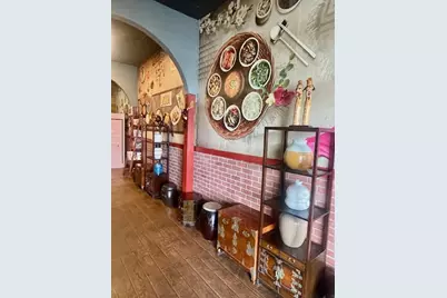 1747 W Golf Road, Mount Prospect, IL 60056 - Photo 5