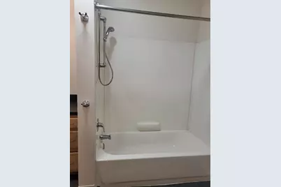 3622 S State Street #409, Chicago, IL 60609 - Photo 7