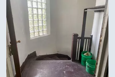 129 E Kensington Avenue, Chicago, IL 60628 - Photo 9