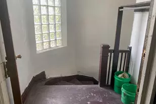 129 E Kensington Ave, Chicago, IL 60628 - Photo 9