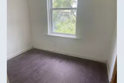 129 E Kensington Avenue, Chicago, IL 60628 - Photo 13