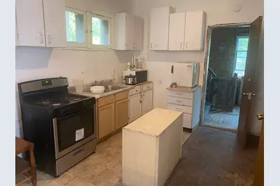 129 E Kensington Avenue, Chicago, IL 60628 - Photo 5