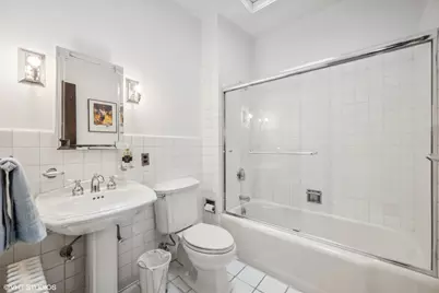 111 Mayflower Road, Lake Forest, IL 60045 - Photo 19