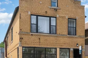 846 N Ashland Ave, Chicago, IL 60622 - Photo 1