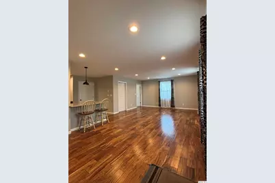 802 W Main Street, La Harpe, IL 61450 - Photo 5