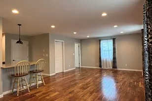 802 W Main St, La Harpe, IL 61450 - Photo 5