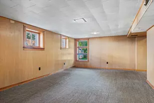 2016 Grove Ln, Cary, IL 60013 - Photo 13