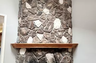 321 Carmelhead Ln, Schaumburg, IL 60193 - Photo 7