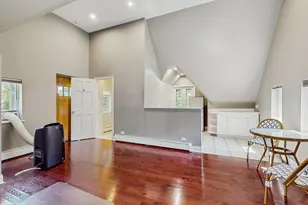 570 Hathaway Cir, Lake Forest, IL 60045 - Photo 25