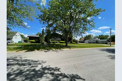 [Address not provided], Joliet, IL 60435 - Photo 3