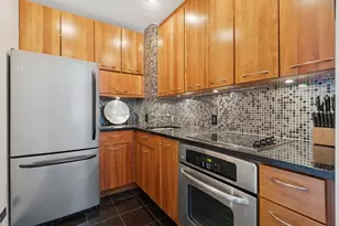 880 N Lake Shore Dr, Chicago, IL 60611 - Photo 5