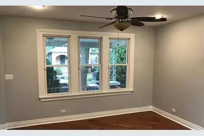 8100 S Houston Avenue, Chicago, IL 60617 - Photo 11