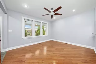 8100 S Houston Ave, Chicago, IL 60617 - Photo 19