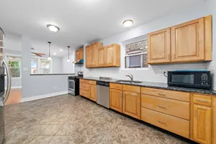 8100 S Houston Ave, Chicago, IL 60617 - Photo 21