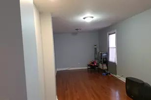 8100 S Houston Ave, Chicago, IL 60617 - Photo 17