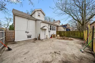 8100 S Houston Ave, Chicago, IL 60617 - Photo 47