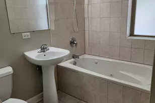 3700 W Cermak Rd, Chicago, IL 60623 - Photo 11