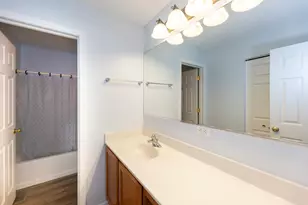 220 Stearn Dr, Genoa, IL 60135 - Photo 35