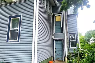 723 N County St, Waukegan, IL 60085 - Photo 3