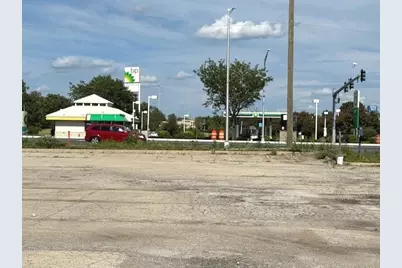 3625 Rock Creek Boulevard, Joliet, IL 60431 - Photo 15